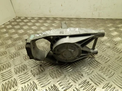 Mercedes-Benz A 297 333 05 00 / A2973330500 EQE V295 2023 Support moteur - Image 1