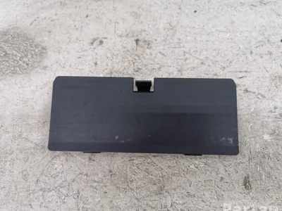 BMW 21041310 2 Gran Tourer (F46) 2018 Autres pièces intérieures - Image 1