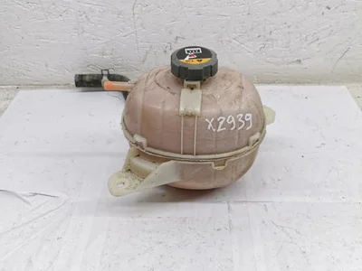 Hyundai 25430N7200 Tucson (NX4) 2022 Vase d'expansion du liquide de refroidissement - Image 1