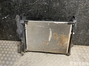 Mercedes-Benz A0995003500, A0995007100, A0999063902 EQV (W447) 2020 Radiateur complect Ventilateur de radiateur Condenseur