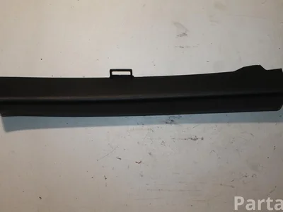 Volvo 31377675 V90 II 2018 Poszycie słupka D prawa strona - Zdjęcie 1