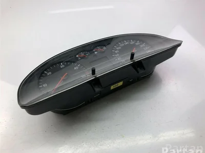 Volkswagen 3B0920802F PASSAT (3B2) 2000 Tableau de bord - Image 1