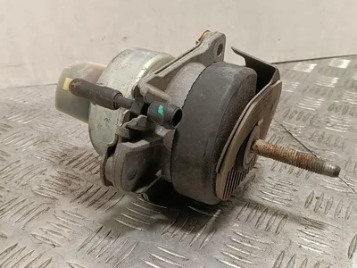 Ford USA FR3C6038AE MUSTANG Coupe 2016 Support moteur - Image 1