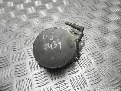 Audi 057 145 100 AF / 057145100AF Q5 (8R) 2009 Pompe à vacuum - Image 1