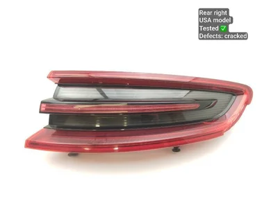 Porsche 95B945096E MACAN (95B) 2015 Feu arrière USA - Image 1