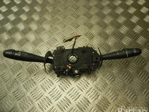 Renault 7700846402 MEGANE I (BA0/1_) 2000 Dźwignia kolumny kierowniczej (przycisk wielofunkcyjny)