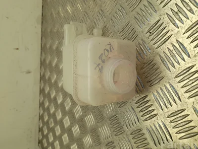 MG 544955268 ZS EV 2022 Vase d'expansion du liquide de refroidissement - Image 1