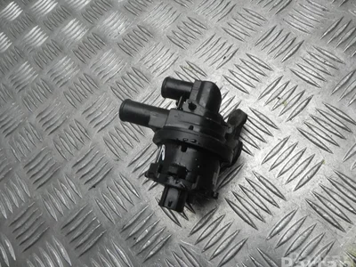 Honda 113730-1040 / 1137301040 CR-V IV (RM_) 2016 Pompe à eau supplémentaire - Image 1