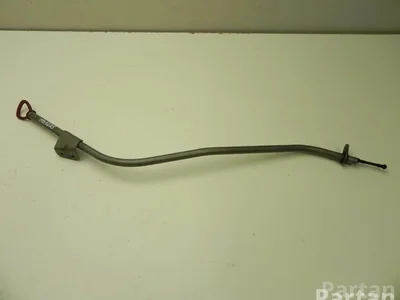 Mercedes-Benz A 651 146 6Q 01 / A6511466Q01 E-CLASS (W212) 2010 Jauge d'huile - Image 1