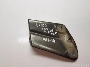 Škoda 5L0821141 YETI (5L) 2015 Support d'aile