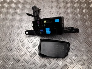 Lexus 82662-33630 / 8266233630 ES VII XZ10 2024 Boîte à fusibles