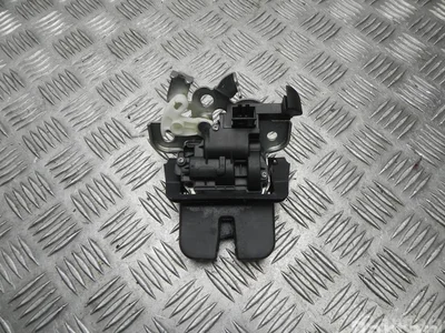 Seat 8K9 627 505 A, 6J8 827 520 / 8K9627505A, 6J8827520 IBIZA IV (6J5, 6P1) 2012 Serrure - Image 1