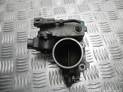 Toyota 27010-0H30 / 270100H30 AVENSIS (_T22_) 2003 Droselinė sklendė - Nuotrauka 1