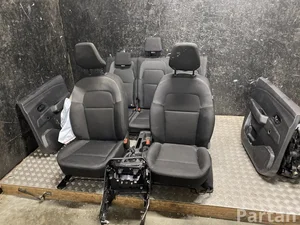 Dacia Jogger 2022 Fotele, Kanapa, Komplet Panel drzwi Podłokietnik  Trzeci rząd