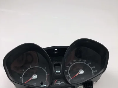 Ford VP8A6F-10849-BC / VP8A6F10849BC FIESTA VI 2009 Tableau de bord - Image 1