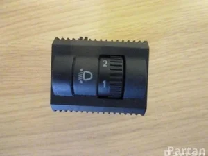 Volkswagen 1S0 941 333 / 1S0941333 UP (121, 122, BL1, BL2) 2013 Réglage de la hauteur de l'interrupteur