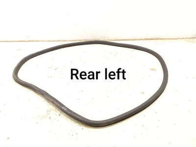 Porsche 971.833.721 / 971833721 PANAMERA (971) 2018 Joint d'étanchéité de porte Left Rear - Image 1