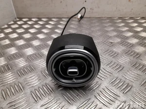 Mercedes-Benz A 206 830 63 03 / A2068306303 C-Class (W206) 2022 Luftdüse Zentral