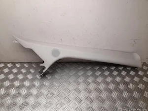 Ford EK3B-V03510-BAW, BK31-V03510-AEW / EK3BV03510BAW, BK31V03510AEW TRANSIT Box 2018 Tapisserie voiture right side