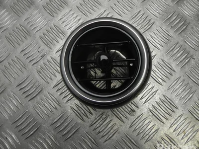 Mercedes-Benz A 205 830 40 04 / A2058304004 C-CLASS (W205) 2015 Évent - Image 1