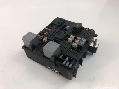 Volvo 31676132 XC90 II 2018 Boîte à fusibles - Image 1