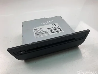 Mazda BHP3-669G0B / BHP3669G0B 3 (BM) 2015 Changeur de CD - Image 1