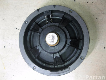 AUDI 8R0 035 415 / 8R0035415 A4 (8K2, B8) 2009 Subwoofer