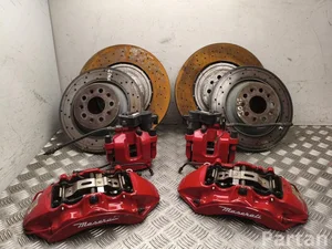 Maserati 06700388370, 06700388180, 06700388360, 06700388170 LEVANTE 2024 Étrier de frein complect