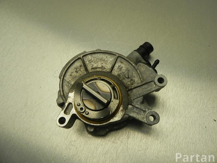 BMW 1166 8605976 / 11668605976 7 (F01, F02, F03, F04) 2011 Vacuum Pump