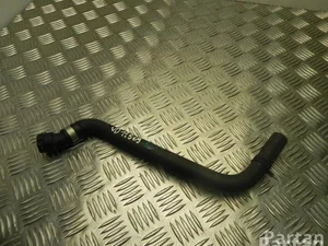 Mercedes-Benz A 246 830 3896 / A2468303896 A-CLASS (W176) 2013 Tuyau de radiateur