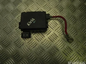 Volkswagen 1J0 937 550 AA / 1J0937550AA GOLF IV (1J1) 2001 Boîte à fusibles