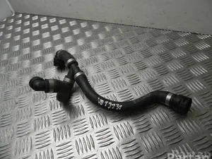 Mercedes-Benz A 205 501 3291 / A2055013291 C-CLASS (W205) 2016 Tuyau de radiateur