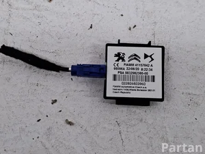 Opel 9832982380 Corsa F 2021 Antenos stiprintuvas