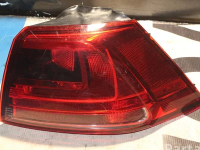 Volkswagen 5G0945096 GOLF VII (5G1, BQ1, BE1, BE2) 2014 Feu arrière - Image 1