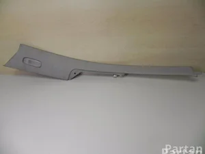 Mercedes-Benz A 203 690 26 25 / A2036902625 C-CLASS (W203) 2007 Tapisserie voiture right side