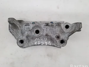 Mazda 9811186980 CX-3 (DK) 2016 Support moteur