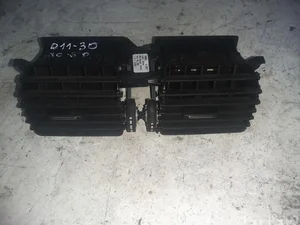 Volvo 06777-080 / 06777080 XC60 2011 Intake air duct