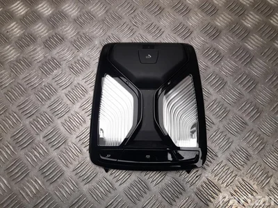 BMW 5 B32 479 / 5B32479 i4 (G26) 2024 Wewnętrzne oświetlenie - Zdjęcie 1