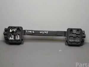 Mercedes-Benz A2055450901 C-CLASS (W205) 2018 Fils du compartiment moteur