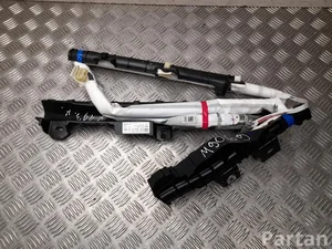 Toyota 62180-F4090 / 62180F4090 C-HR II (AX20) 2024 Kopfairbag links