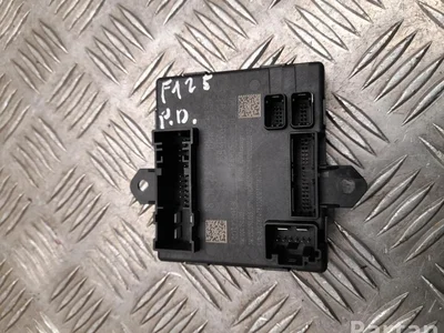 BMW 5B3EC66 5 G60 2024 Unité de commande pour porte Right Front - Image 1