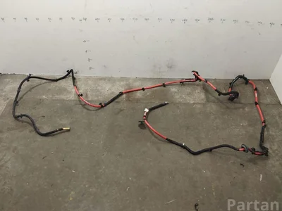 Porsche 971971227F PANAMERA (971) 2018 Câbles de batterie - Image 1