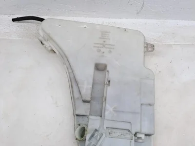 BMW 7269663, 7269664, 7269665, 7269666 5 Touring (F11) 2012 Vase d'expansion du liquide de refroidissement - Image 1