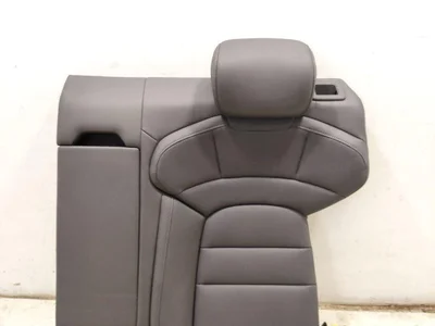 Porsche Taycan 4S 2022 Siège arrière - Image 1