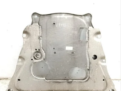 BMW 6878069, 6878069-03 / 6878069, 687806903 X5 (G05) 2020 Under cover - Image 1