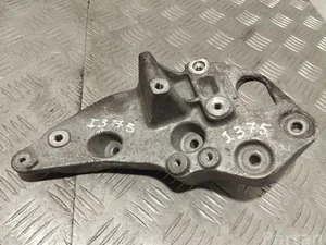 Maserati 286933 LEVANTE 2019 Support / montage