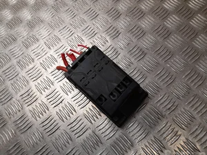 BMW 9 321 027 / 9321027 i3 (I01) 2019 Caja de fusibles