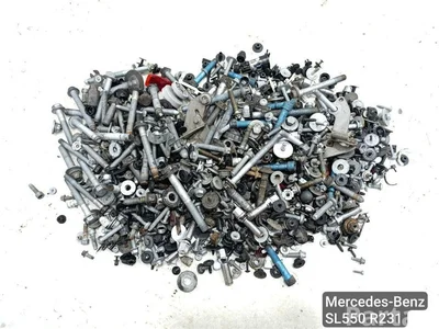 Mercedes-Benz SL (R231) 2013 Varžtas komplektas - Nuotrauka 1