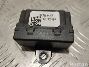 Tesla AG130652-A, AG130652 / AG130652A, AG130652 MODEL S 2013 БУ подогрева сиденья