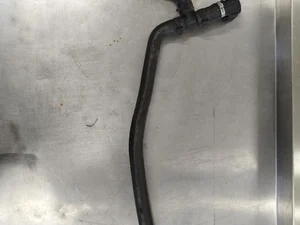 Gebrauchtes Original Land Rover HK83-8D059-FD / HK838D059FD RANGE ROVER VELAR (L560) 2017 Kühlmittelflansch